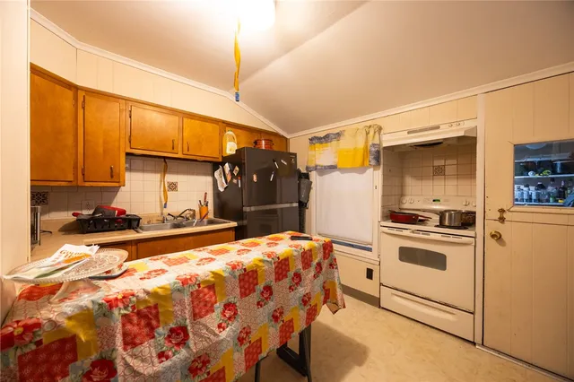 $599,900 | 916 Bullocks Point Avenue, East Providence, RI 02915