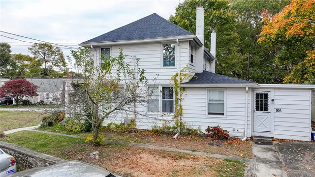 $599,900 | 916 Bullocks Point Avenue, East Providence, RI 02915