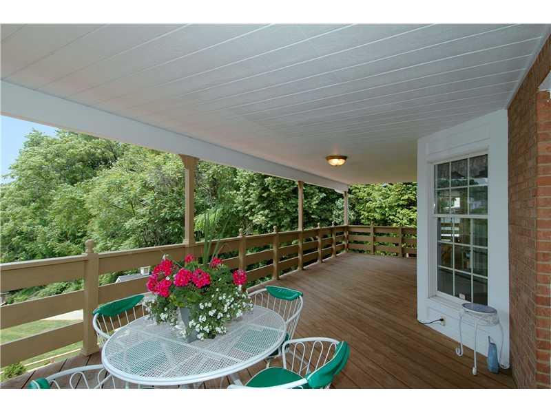 1263 Anderson Road Pittsburgh, PA 15209 - Photo 19 of 25 Patio/Deck.