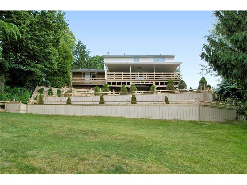 1263 Anderson Road Pittsburgh, PA 15209 - Photo 25 of 25 Exterior Back.