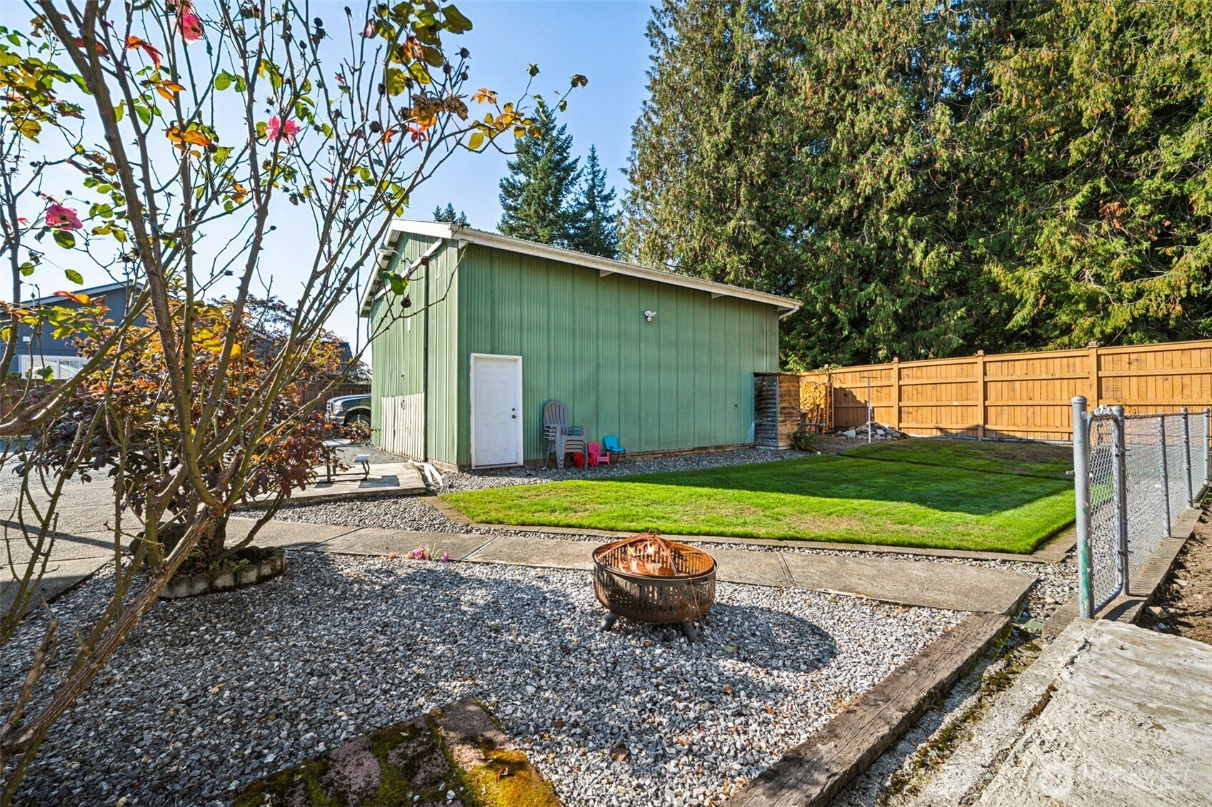 133 South Naches Street Buckley, WA 98321 - Photo 24 of 37