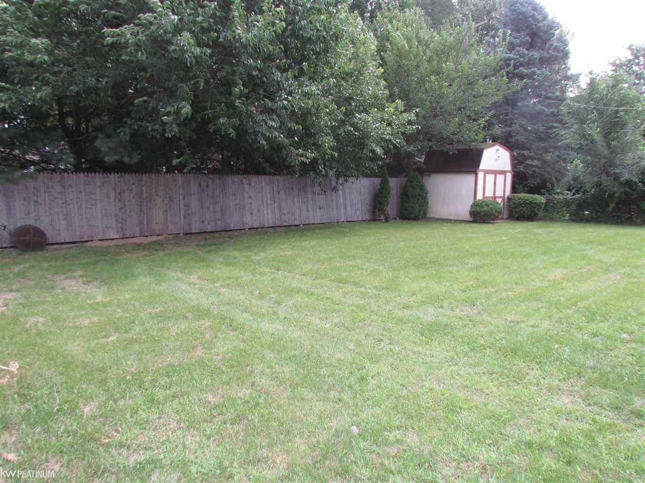 47836 Ryan Road Utica, MI 48317 - Photo 27 of 28