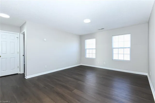 $2,400 | 1008 Norse Street, High Point, NC 27265