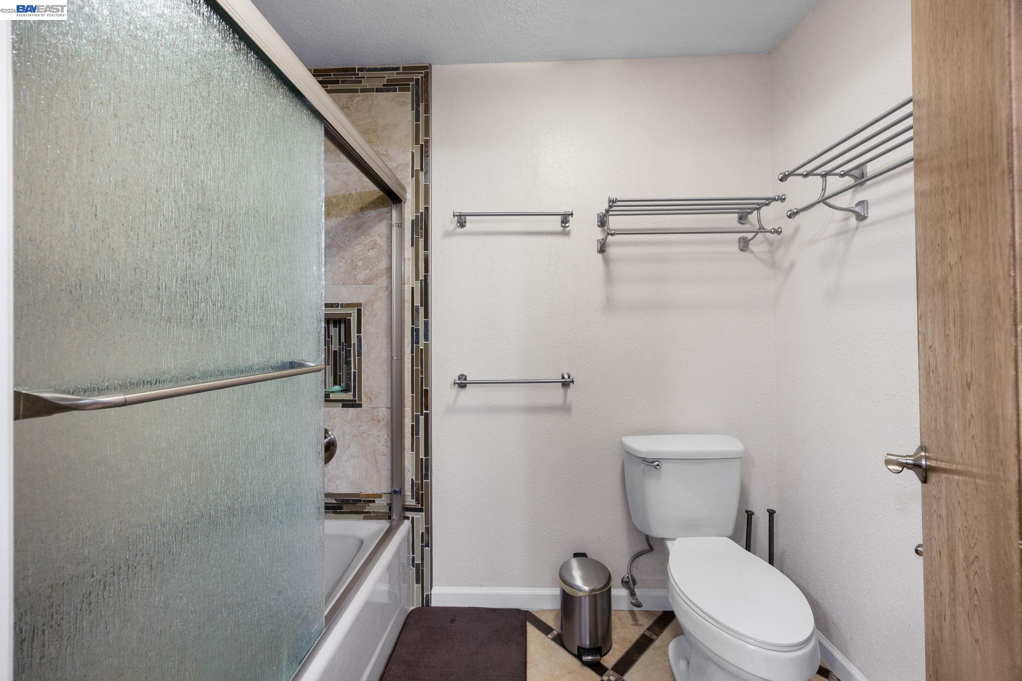 699 Fiesta Place Hayward, CA 94544 - Photo 24 of 42