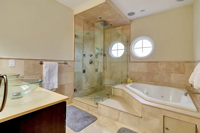 $999,000 | 9033 Wall Street, Unit 9, North Bergen, NJ 07047