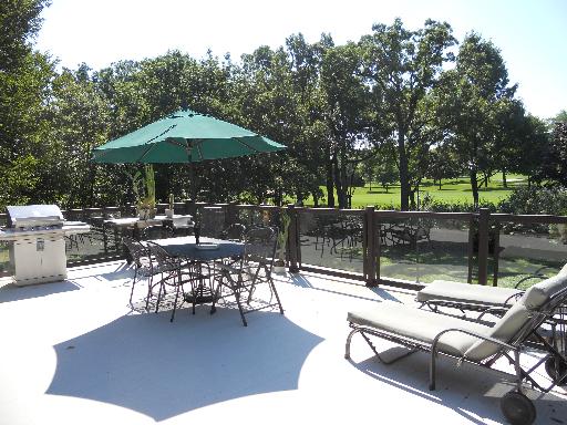 1045 Morrison Road Northbrook, IL 60062 - Photo 14 of 16