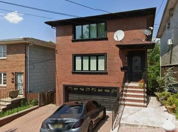 $2,900 | 1504 74th Street, Unit 2, North Bergen, NJ 07047