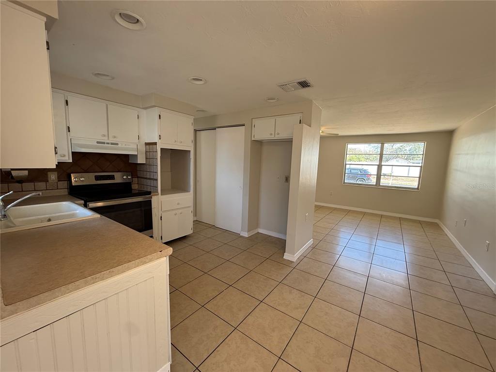 6627 Jackson Street New Port Richey, FL 34653 - Photo 12 of 14