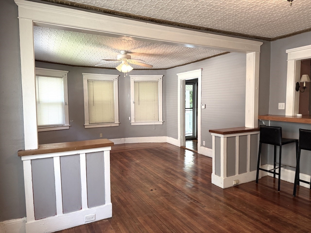 26 Byron Street Springfield, MA 01109 - Photo 14 of 41