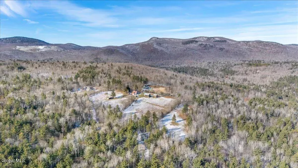 $649,000 | 326 Harvey Road, Johnsburg, NY 12856