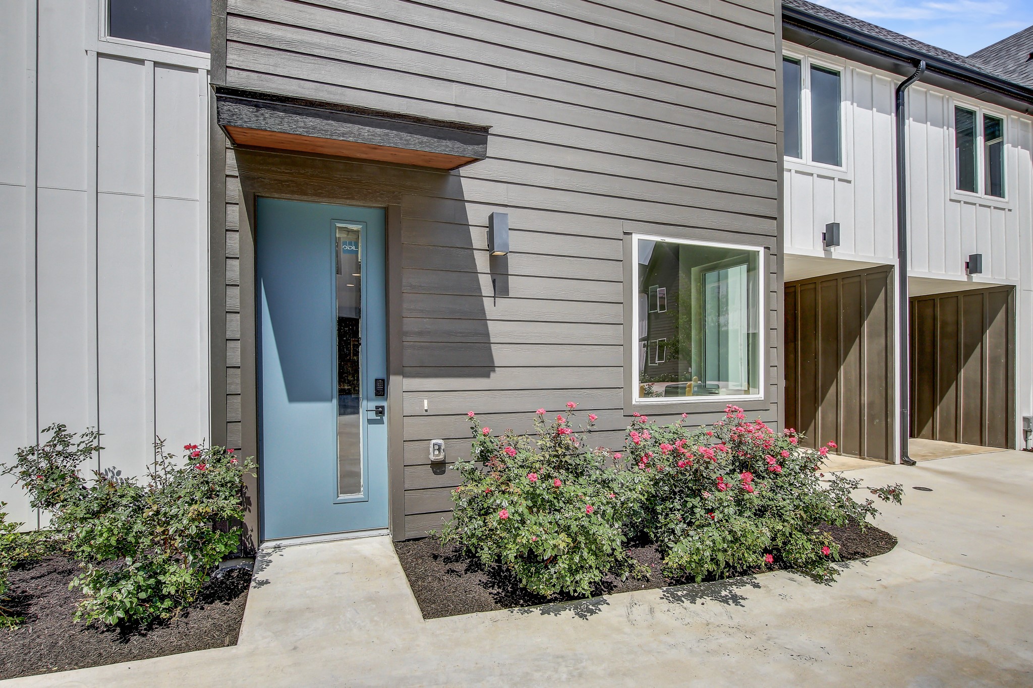 4127 East 12th Street, Unit 1 Austin, TX 78721 - Photo 29 of 30 a front view of a house