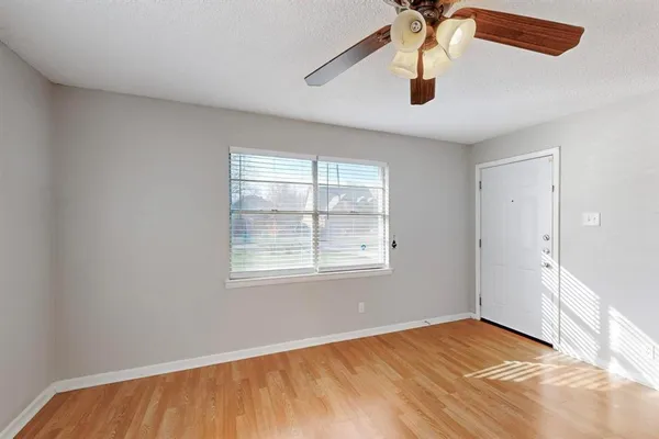 $1,500 | 8707 Slay Street, Dallas, TX 75217