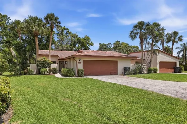 $349,999 | 6403 Pelican Drive, Bradenton, FL 34210
