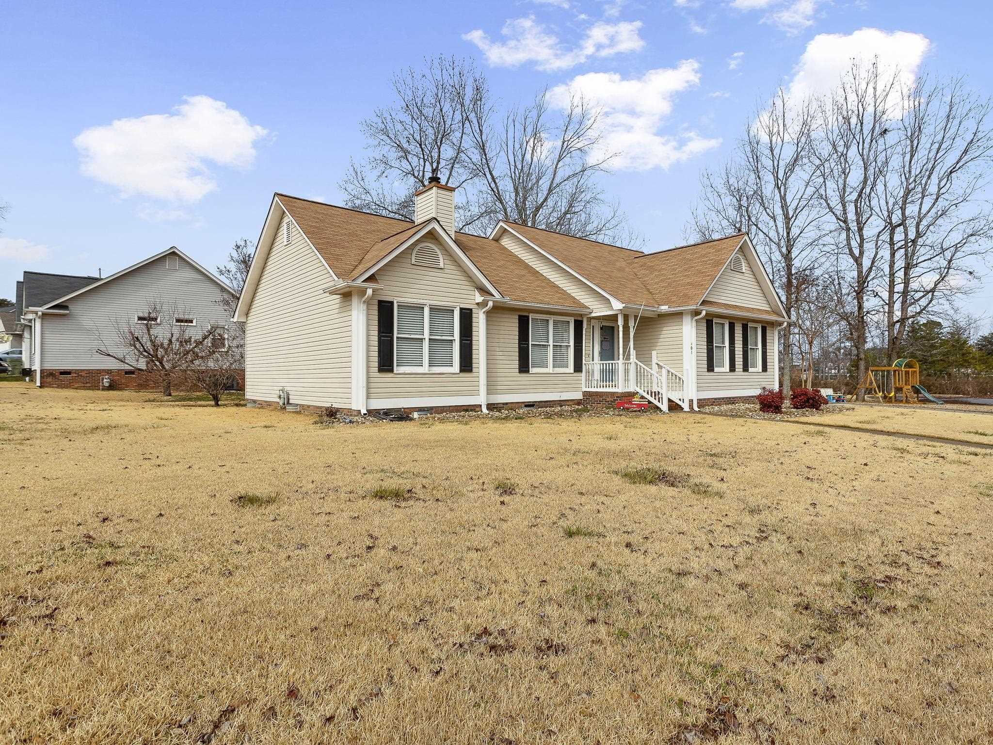 401 Frostberry Court Fountain Inn, SC 29644 - Photo 2 of 28 Gallery Image 2