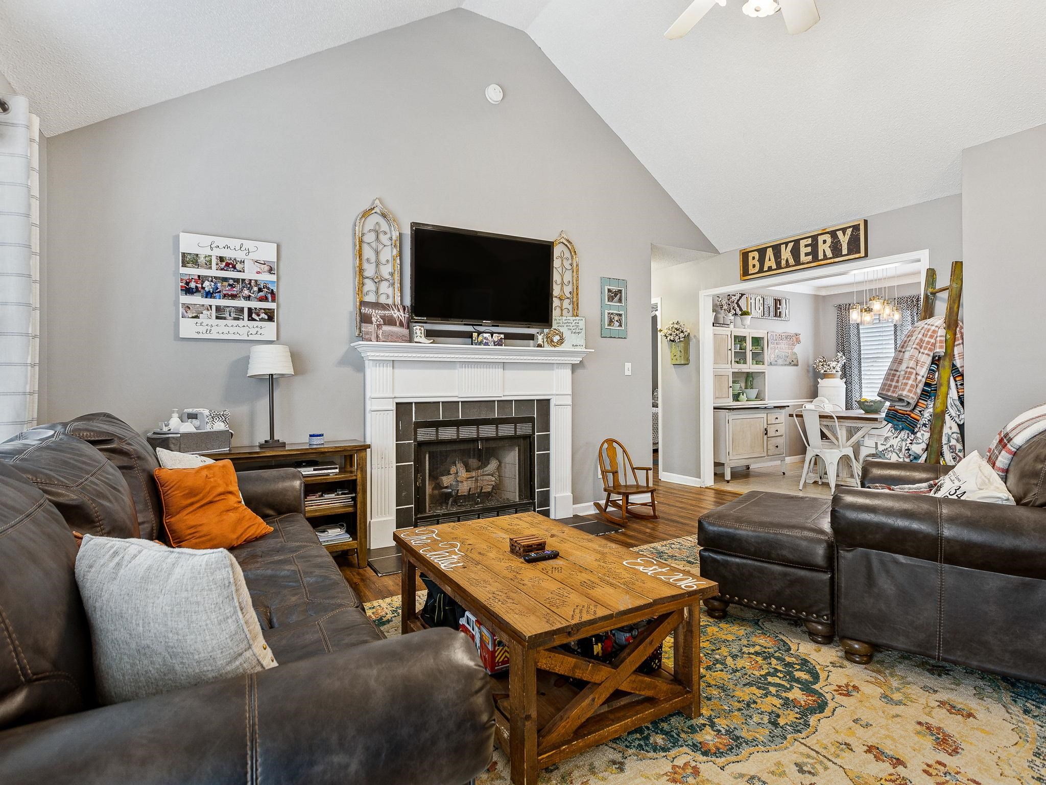 401 Frostberry Court Fountain Inn, SC 29644 - Photo 7 of 28 Gallery Image 7
