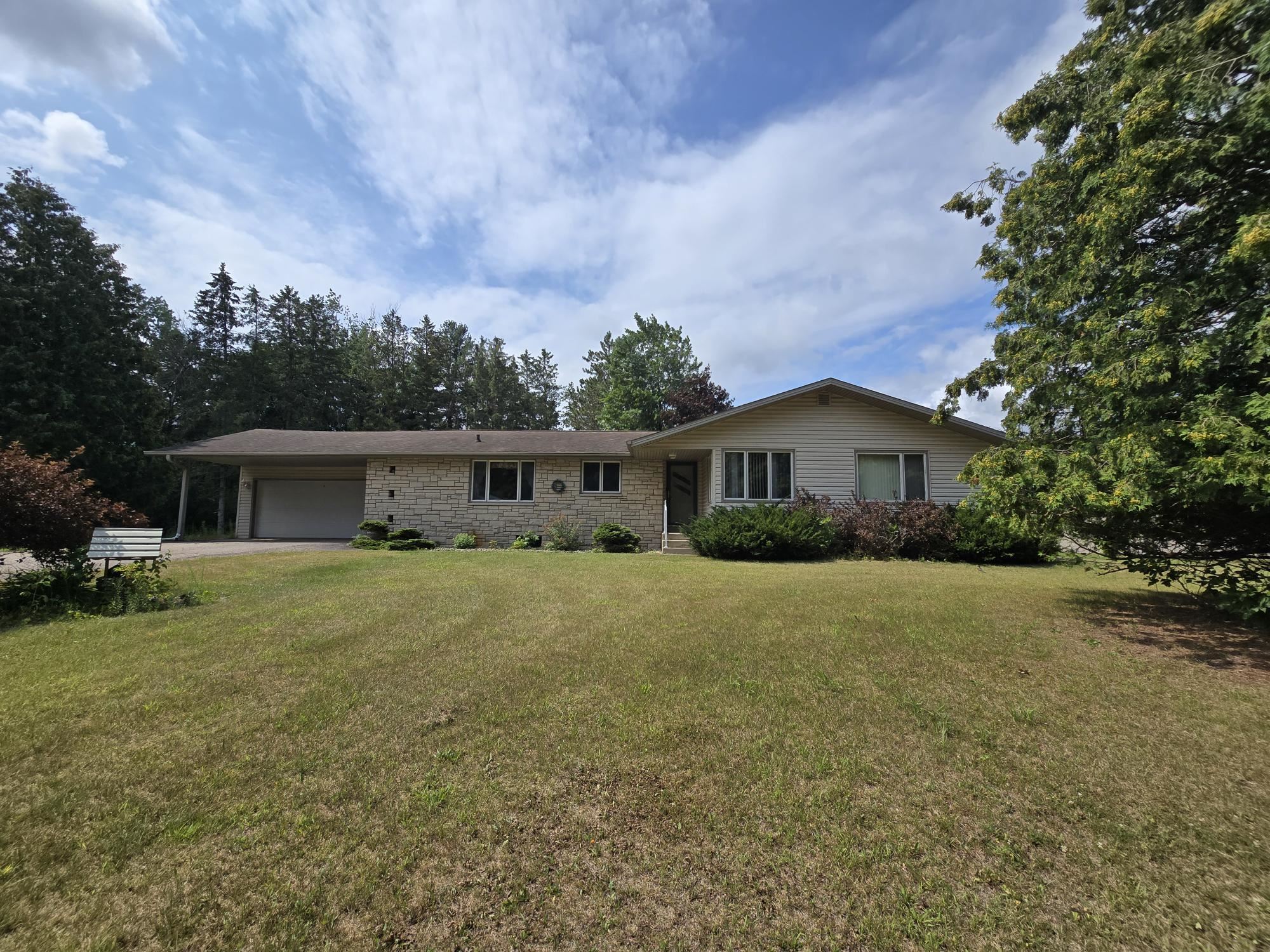 5289 Reddin Road Wisconsin Rapids, WI 54495 - Photo 1 of 11