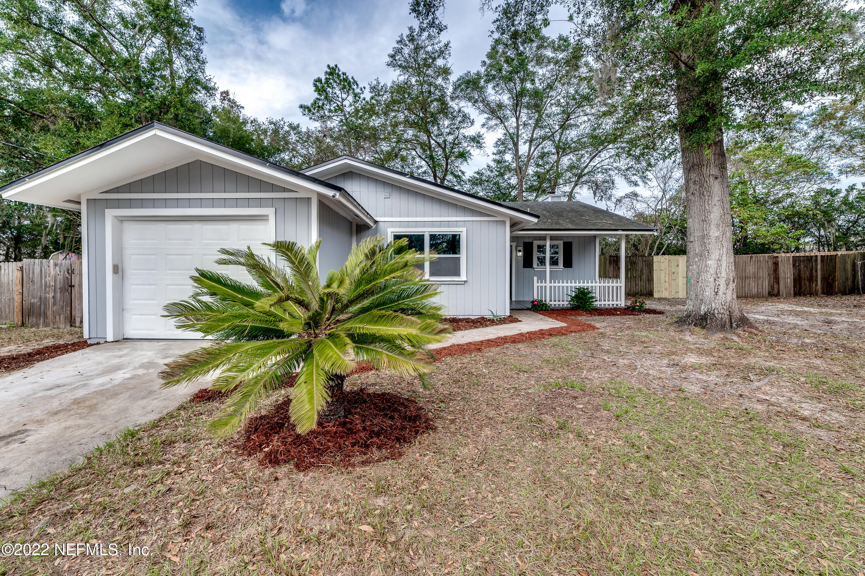 2715 Aldersgate Road Jacksonville, FL 32226 - Photo 2 of 26 2715-5