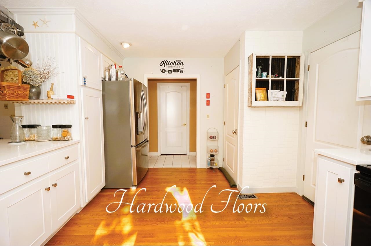 3 Drew Woods Drive Derry, NH 03038 - Photo 11 of 40