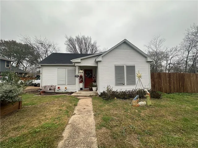 $210,000 | 1305 Reynolds Street, Bryan, TX 77803