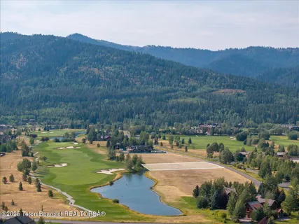 $389,000 | 15 Springs Parkway, Victor, ID 83455