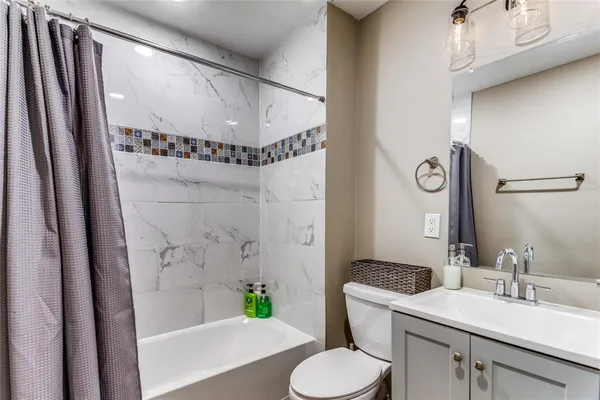 $1,850 | 3217 Huron Trail, Lake Worth, TX 76135