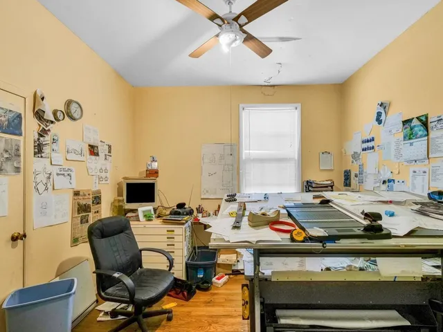 a view of a livingroom with furniture window and outside view