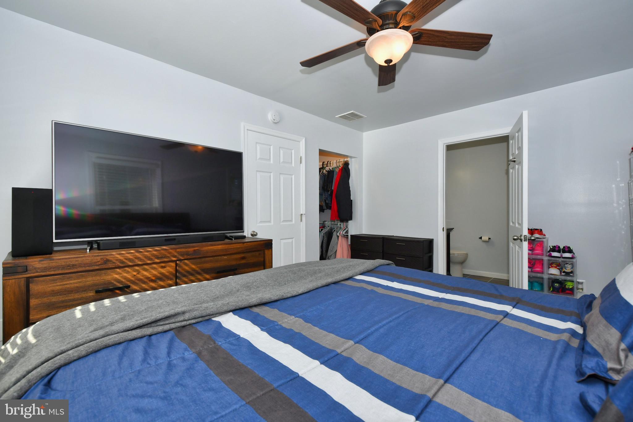 831 Martin Road Baltimore, MD 21221 - Photo 12 of 28 Gallery Image 12