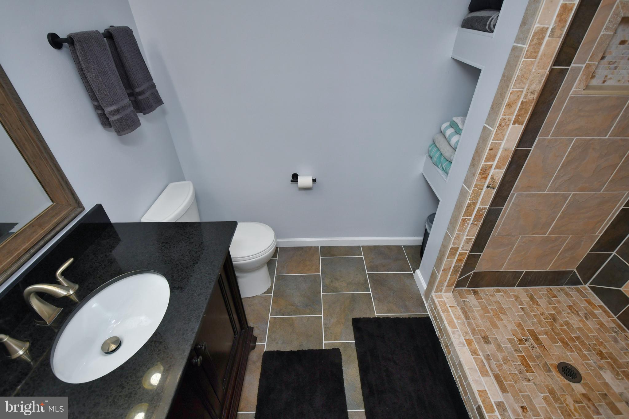 831 Martin Road Baltimore, MD 21221 - Photo 14 of 28 Gallery Image 14