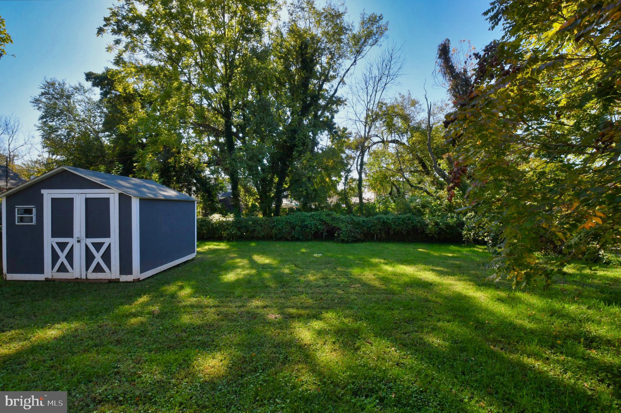 831 Martin Road Baltimore, MD 21221 - Photo 27 of 28 Beautiful Backyard! (Fenced Front & Back)
