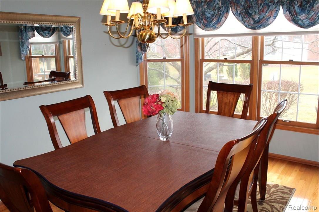 45071 Glengarry Road Canton, MI 48188 - Photo 7 of 51 IMG_0660.JPG