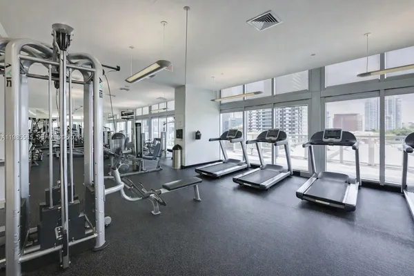 $2,900 | 1111 Southwest 1st Avenue, Unit 2318N, Miami, FL 33130