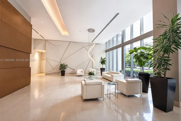 $2,900 | 1111 Southwest 1st Avenue, Unit 2318N, Miami, FL 33130