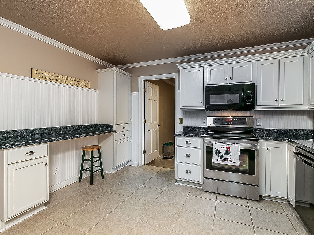 1701 Colonial Ridge Road Johnson City, TN 37604 - Photo 19 of 35 Photo 19