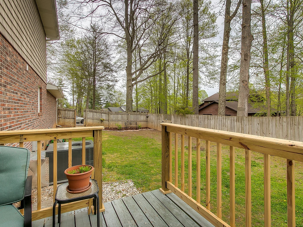 1701 Colonial Ridge Road Johnson City, TN 37604 - Photo 30 of 35 Photo 30