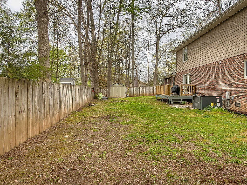 1701 Colonial Ridge Road Johnson City, TN 37604 - Photo 33 of 35 Photo 33