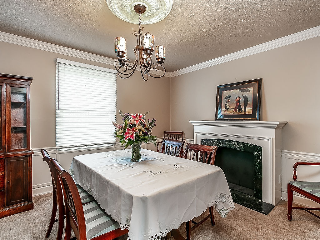 1701 Colonial Ridge Road Johnson City, TN 37604 - Photo 6 of 35 Photo 6