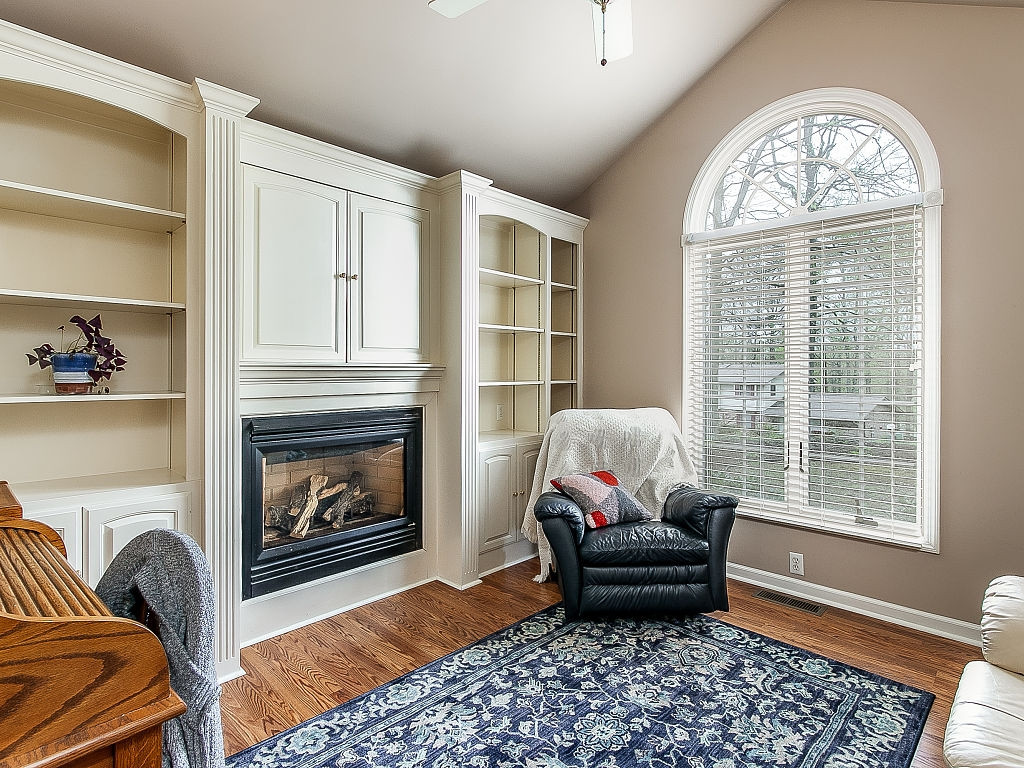 1701 Colonial Ridge Road Johnson City, TN 37604 - Photo 10 of 35 Private Master study