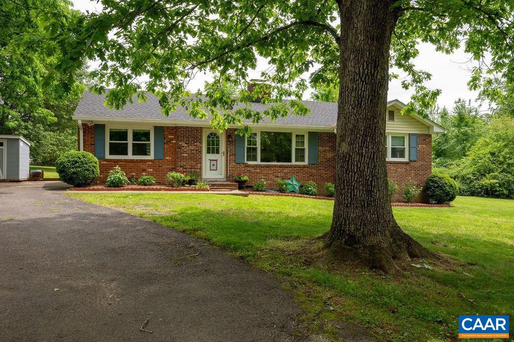 20063 Tabernacle Road Gordonsville, VA 22942 - Photo 3 of 21