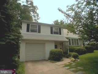 13015 Sewell Road Philadelphia, PA 19116 - Photo 1 of 6