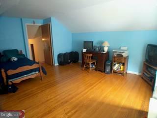 13015 Sewell Road Philadelphia, PA 19116 - Photo 5 of 6