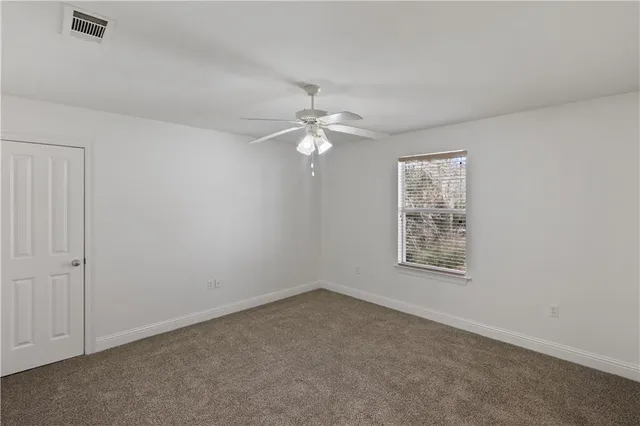 $2,200 | 626 Village Lane South, Unit A, Mandeville, LA 70471