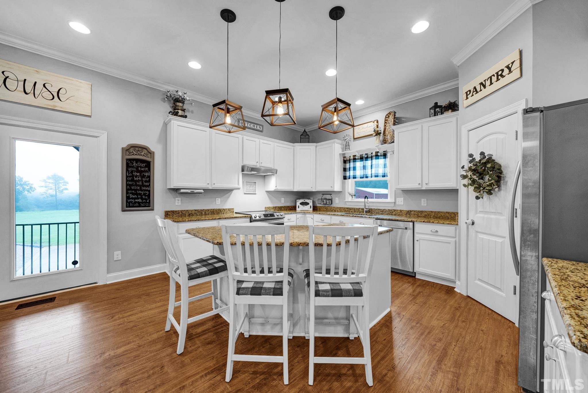 256 Old Murphy Road Zebulon, NC 27597 - Photo 8 of 30 Gallery Image 8