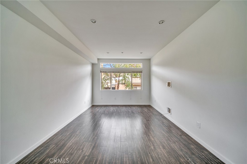 825 West Duarte Road, Unit C Monrovia, CA 91016 - Photo 13 of 22 Gallery Image 13