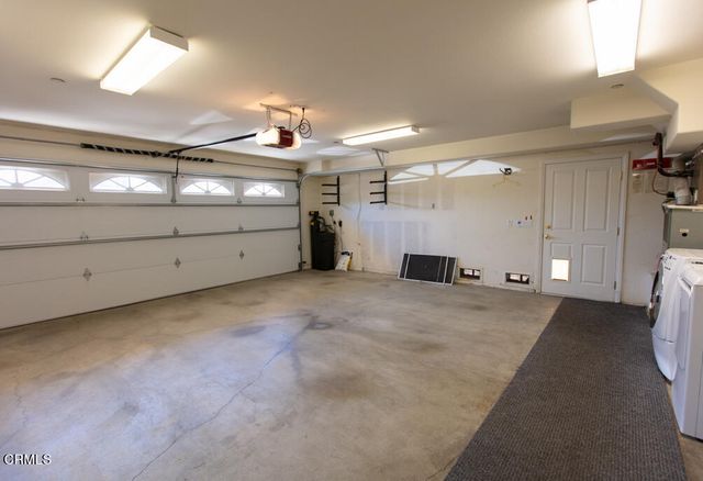 a view of a garage
