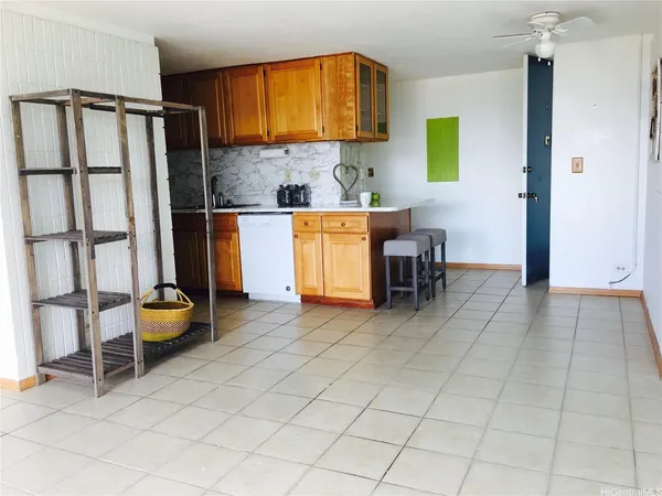 $2,900 | 46-283 Kahuhipa Street, Unit 1, Kaneohe, HI 96744