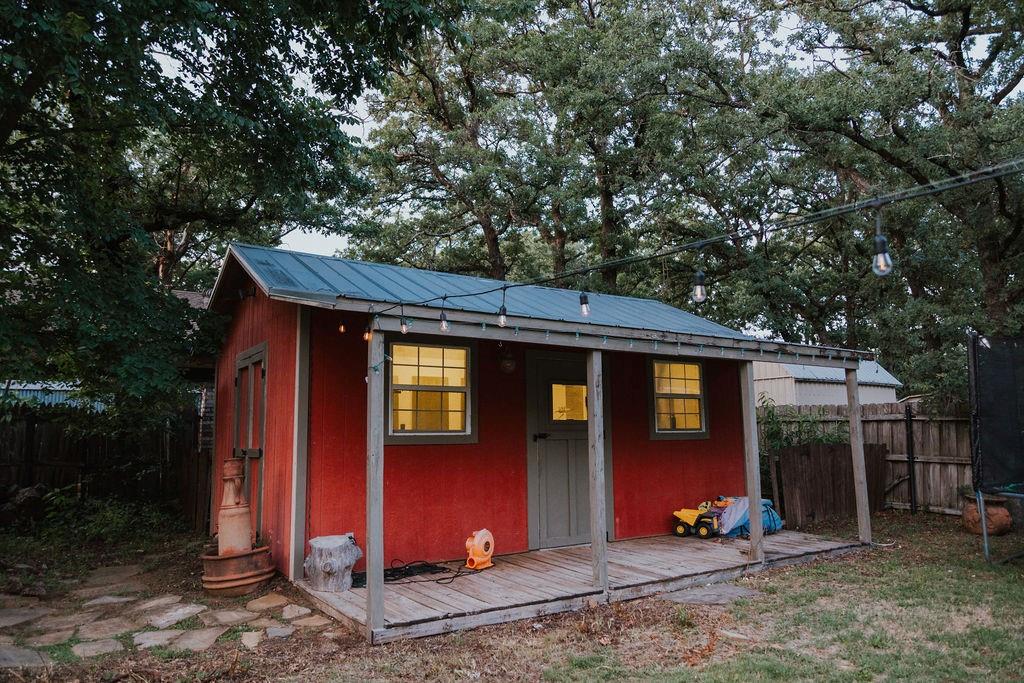 312 Perkins Road Krugerville, TX 76227 - Photo 26 of 32 a front view of a house