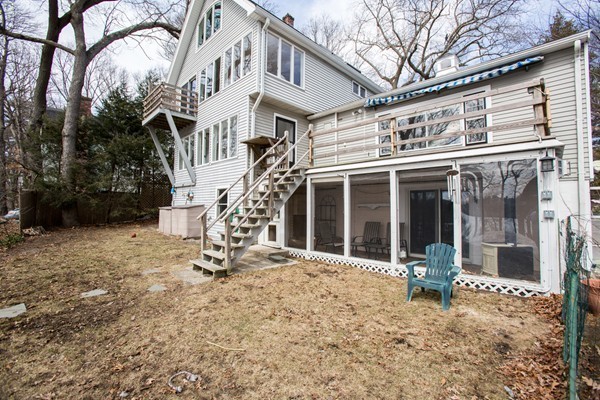 27 Edgewood Road Wayland, MA 01778 - Photo 20 of 21 Gallery Image 20