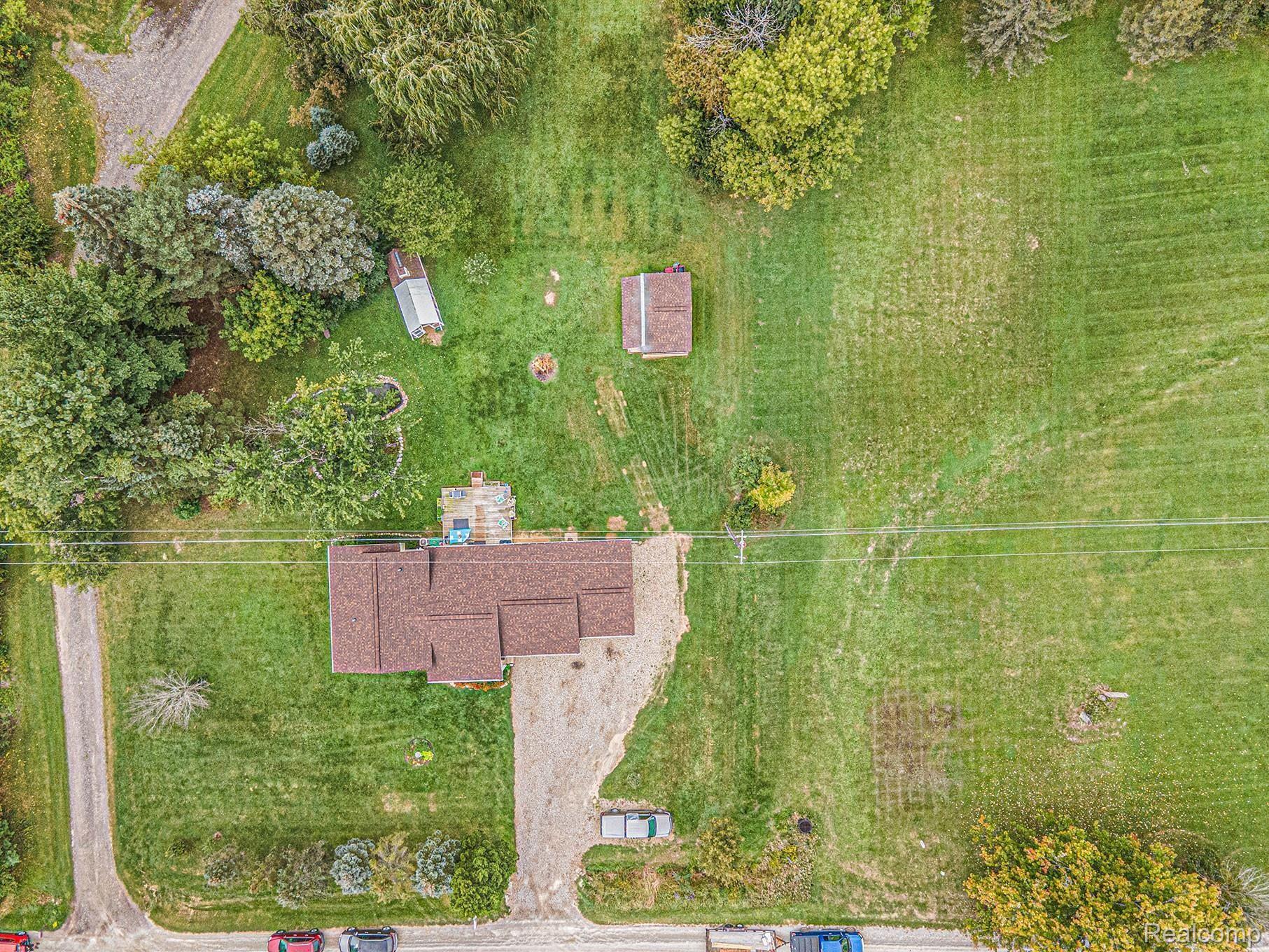 128 Harsen Road Lapeer, MI 48446 - Photo 38 of 42 DJI_0258.jpg