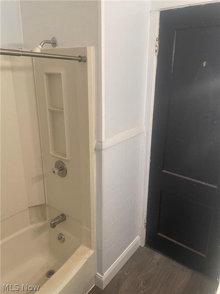 3282 West 94th Street Cleveland, OH 44102 - Photo 8 of 21