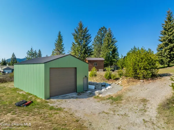 $689,000 | 32732 North 14th Avenue, Spirit Lake, ID 83869